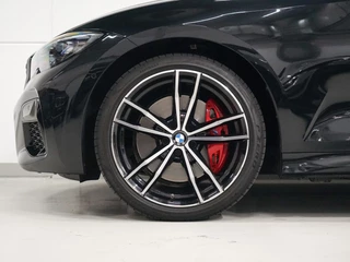 BMW 3 Serie Touring M340i xDrive Panoramadak | M-Stoelen | Harman Kardon | CoPilot / 41