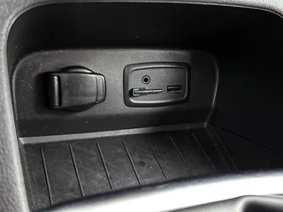 Renault Captur 0.9 TCe Intens | Cruise Control | Navigatie | Camera | Parkeersensoren / 30