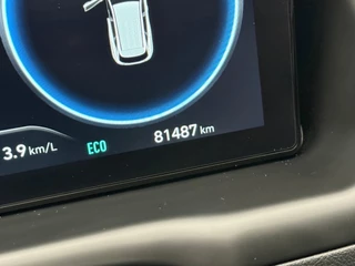 Hyundai Tucson 1.6 T-GDI MHEV Comfort Smart | Automaat | Adaptive cruise | Stoelverwarming | CarPlay | Camera | Trekhaak / 17