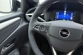 Opel Corsa Electric Long Range GS 51 kWh | NIEUW | tot 429km WLTP | 100kW snelladen | Stoel- & stuurverwarming | Camera | Apple Carplay/Android Auto / 23