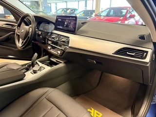 BMW 5-serie Touring 530e Business Edition Plus / trekhaak / Leder / pdc / 360 camera/cruise Adaptive / 23