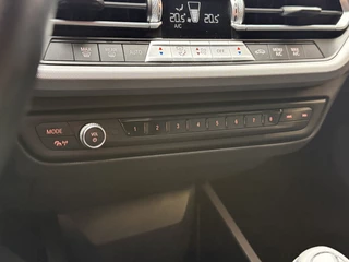 BMW 1 Series 116i Business Edition Zwarte grill | Apple Carplay | DAB+ | PDC V+A / 29