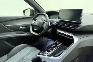 Peugeot 3008 1.6 HYbrid 180 Allure Pack Business | 19 inch | Automaat | Navigatie | Camera | Climate control | Parkeersensoren / 16