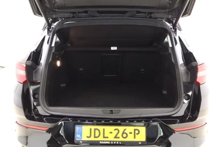 Opel Grandland 1.6 Turbo Plug-In Hybrid 300pk 4x4 GSe | Navigatie | Camera | Comfort stoelen | Elektrische achterklep | Stoel- en stuurverwarming | Adaptive Cruise control | / 15