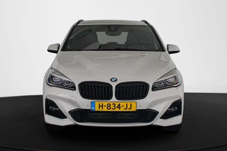 BMW 2-serie Active Tourer 218i M Sport Head-Up Sportstoelen Stoelverwarming HiFi Camera / 14