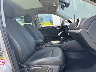Audi Q2 35 TFSI * Panoramadak * Virtual Cockpit * Keyless * Leder / 22