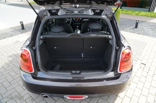 Mini Mini 1.5 Cooper Chili Serious Business | 1e eigenaar | Volledig onderhouden | Climate Control | LED | Cruise Control | Bluetooth | 18 inch | Navigatie | Comforttoegang | / 14