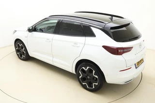 Opel Grandland 1.2 Turbo Ultimate | AGR - Stoelen | Climate & Cruise Control | 19INCH | Elektrische Achterklep | Stoelverwarming | / 5