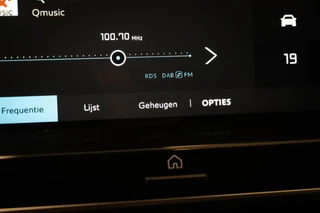 Citroen C4 1.2 Puretech Feel Pack | COLOR GLOSSY BLACK PACK | HALF LEDER | STOELVERWARMING | DAB | CAMERA / 42