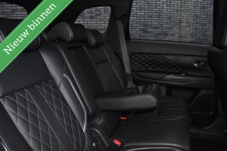 Mitsubishi Outlander 2.4 PHEV Intense+ LEDER VOL! 360º CAMERA/ELEK. A. KLEP/CARPLAY-ANDROID WIFI/ETC,! / 17