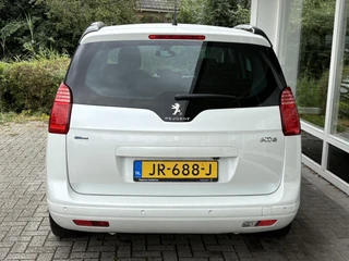 Peugeot 5008 1.2T 130pk Style 7p. | Dealeronderhouden | Trekhaak | Achteruitrijcamera | Panoramadak | Zeer nette staat / 22