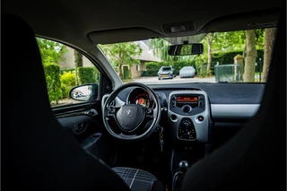 Peugeot 108 1.0 e-VTi Active  Airco / 18
