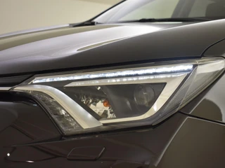 Toyota RAV4 2.5 Hybrid AWD Executive / 9
