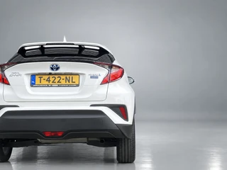 Toyota C-HR 1.8 Hybrid Active AUT  | 1e eigenaar | navigatie | camera | apple carplay | cruise control | 36.000 KM / 14
