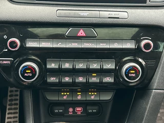 Kia Sportage 1.6 T-GDI 4WD GT-Line PlusLine Automaat | Org. Nederlands | Trekhaak | Carplay | Panorama | Stoel/stuurverwarming / 19