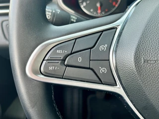 Renault Clio 1.0 TCe 90 Evolution  | Lichtmetaal | Parkeersensoren | Airco | Cruise Control | NL Auto | BTW Auto | Apple CarPlay/Android Auto / 19