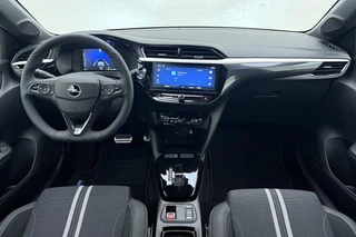 Opel Corsa Electric Long Range GS 51 kWh |  NIEUW | tot 429km WLTP | 100kW snelladen | Stoel- & stuurverwarming | Camera | Apple Carplay/Android Auto / 32