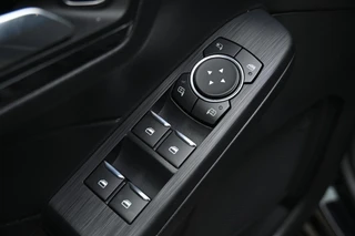 Ford Kuga 2.5 PHEV ST-Line|Panoramadak / 25
