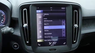 Volvo XC40 1.5 T3 Momentum Navigatie | Stoelverwarming | Trekhaak / 33