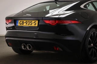 Jaguar F-TYPE 3.0 V6 Coupé | PANORAMADAK | CLIMA | STUURVERWARMING | CAMERA | 19" / 23