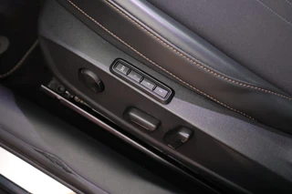CUPRA Formentor 1.4 TSI 204pk e-Hybrid Essential Trekhaak Camera Stoelverwarming Memory Keyless Navigatie / 7