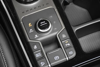 Kia Sorento 1.6 T-GDi 288pk PHEV AWD  7 PERS. DynamicPlusLine NIEUW DIRECT LEVERBAAR / 33