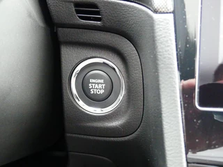 Suzuki Vitara 1.4 Boosterjet Style Smart Hybrid PANORAMADAK, 6 jaar fabrieksgarantie! Nieuw uit voorraad leverbaar! / 17