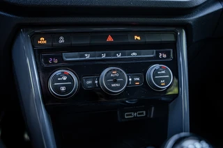 Volkswagen T-Roc 1.5 TSI Sport | Climate | Navi | Cruise | Camera | PDC / 13