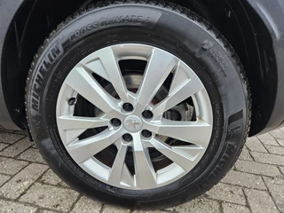 Peugeot 3008 1.2 PureTech Blue Lease Executive NAVI CAMERA TEL LM / 8