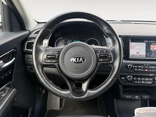 Kia e-Niro ExecutiveLine 64 kWh | Cruise Control | Climate Control | Camera | Navigatie | Stoelverwarming | Stoelventilatie | Stuurverwarming | / 16