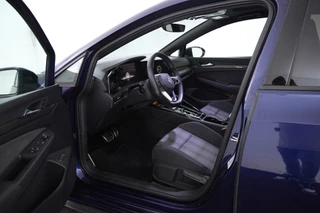 Volkswagen Golf 1.4 eHybrid GTE  Panorama, Apple carplay, Navigatie / 16