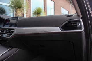 BMW 3-serie Touring 330e High Executive | 1e eigenaar | BTW auto | M-sport stuur | HiFi audio | Sportstoelen | Cruise control adaptief | Grootlichtassistent | Active Guard Plus / 38