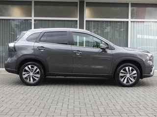 Suzuki S-Cross 1.4 Boosterjet Style Smart Hybrid NIEUWE AUTO, UIT VOORRAAD LEVERBAAR S-Cross Stijl uitvoering, 360 Camera, Climate control, Adaptive Cruise Control, Apple Carplay / Android Auto / 5
