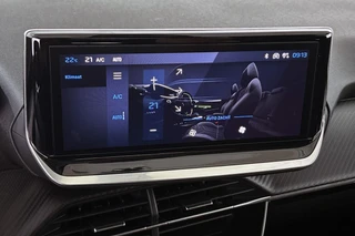 Peugeot 208 1.2 Hybrid 100 e-DCS6 Allure NL Auto Apple CarPlay Parkeersensoren / 21