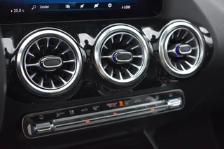 Mercedes EQA 250 Luxury Line 71 kWh | Stoelverwarming | Pano | Leder | / 20