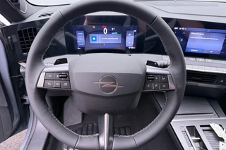 Opel Astra Electric 58 kWh Business Edition / 12
