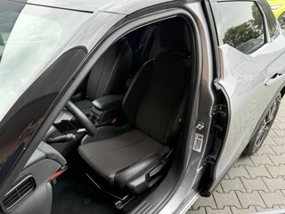 DS DS 3 1.2 PureTech Performance Line  Camera / Navigatie / Keyless / 45