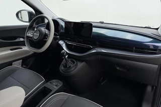 Fiat 500 1.0 Hybrid La Prima | Cabrio | Lederen bekleding | Keyless | Camera | Cruise control | Lichtmetalen velgen | Navigatie | Draadloze apple carplay/android auto | JBL audio / 15