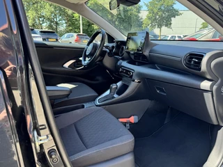 Toyota Yaris 1.5 Hybrid First Edition Apple Carplay/Android Auto, Camera, Climate/Cruise Control, Navigatie / 14