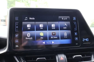 Toyota C-HR 1.8 HYBRID STYLE / 26