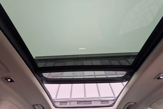 Lynk & Co 01 1.5 261PK PHEV Panorama 360 Camera Apple Carplay Android Auto / 38