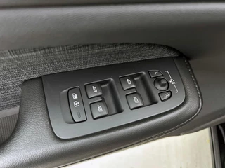 Volvo V60 2.0 T6 Plug-in hybrid AWD Core Bright NAVI & CARPLAY | AD_CRUISE | FULL-LED / 42