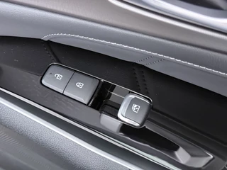 Kia Sorento 1.6 T-GDi Plug-in Hybrid 4WD ExecutiveLine 7p  - Stoelverwarming/Ventilatie - Panoramadak met schuif-/kantelfunctie - Massagestoelen - 360 Camera - Fabrieksgarantie t/m 2033 / 43