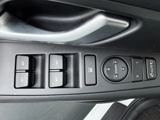 Hyundai i30 Wagon 1.0 T-GDI Comfort  Lendensteunverstelling - Cruise Control - Achteruitrijcamera - Climate Control / 21