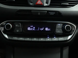 Hyundai i30 Wagon 1.4 T-GDI Premium Trekhaak | Navigatie | Camera | Cruise control / 35