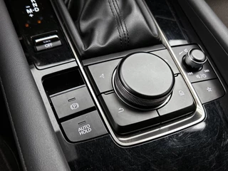 Mazda 3 2.0 e-SkyActiv-G M Hybrid 122 | Automaat | Adaptive cruise | Stuur & Stoelverwarming | Camera | Trekhaak / 33