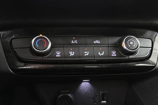 Opel Corsa 1.2 Elegance 100PK Airco Parkeersensoren Apple CarPlay / 21