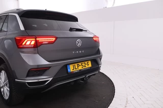Volkswagen T-Roc 1.5 TSI Sport  150PK, Automaat, Apple carplay, Climate, / 9