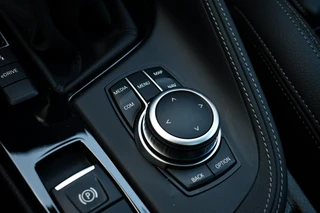 BMW X2 xDrive25e M-Sport  | Pano | HUD | Sunset orange | 19 inch | Camera / 37