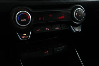 Kia Stonic 1.0 T-GDi MHEV DynamicPlusLine  - Apple Carplay/Android Auto - Cruise Control - Climate Control - Navigatie - Stuur/Stoel Verwarming - Fabrieksgarantie tot 01-2032 / 39